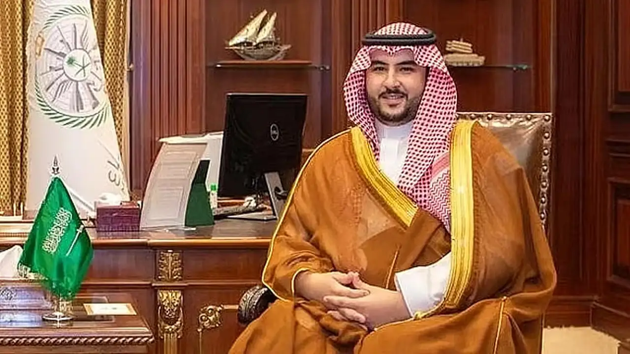 اليوم الوطني.. وزير الدفاع بكلمات خالدة يستذكر توحيد المملكة ويحيي تضحيات الأبطال